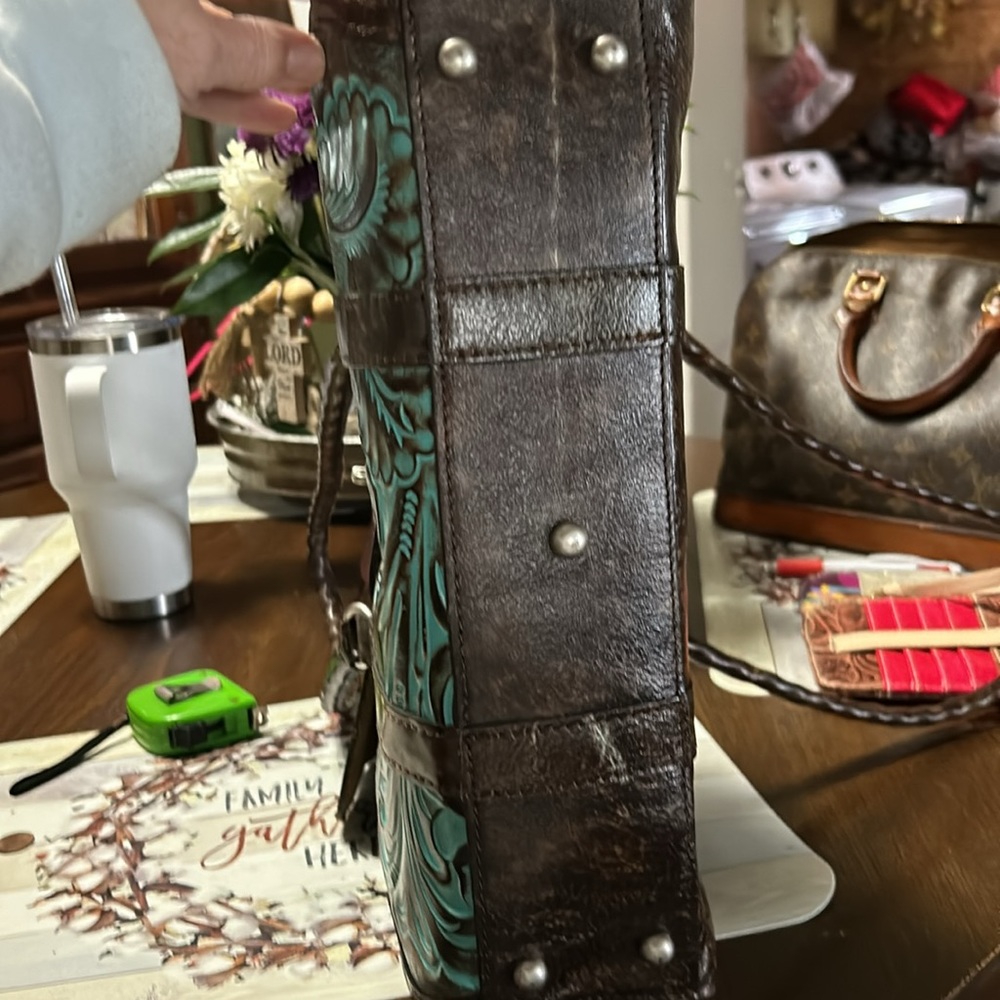 Patrica Nash tooled leather purse and matching wallet - Picture 5 of 12